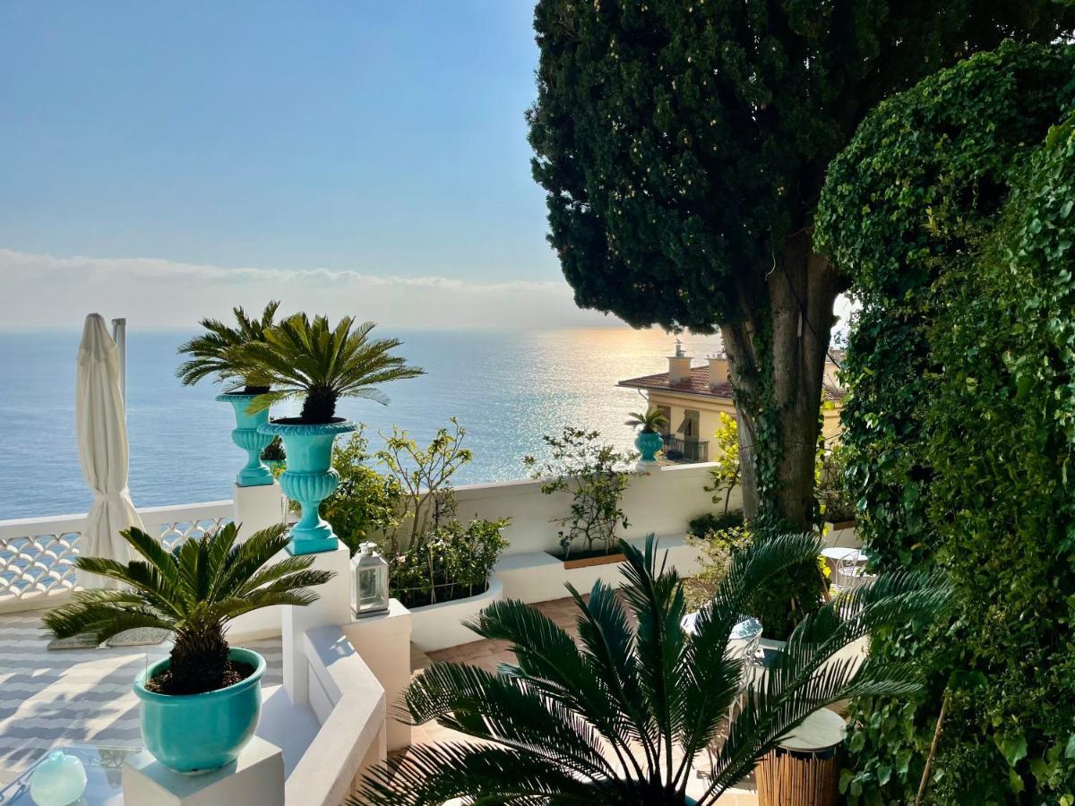 Les Lilas Roquebrune-Cap-Martin Bagian luar foto