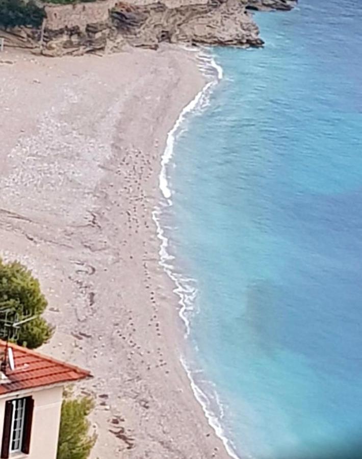 Les Lilas Roquebrune-Cap-Martin Bagian luar foto